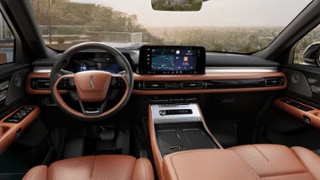 2025 Lincoln Lincoln Aviator Internal Image 2
